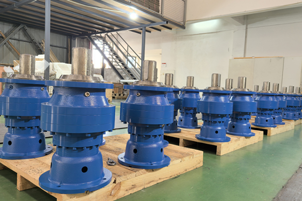 SGR gearboxes are used in palm oil equipment.