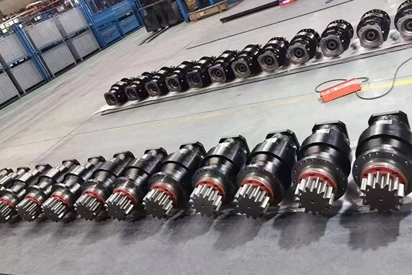 SGR gearboxes are used in trenchless horizontal directional drillings.